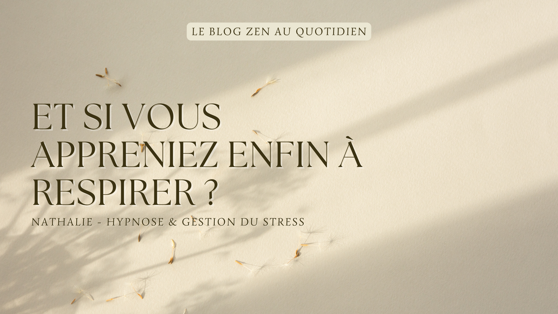 Bannière de blog Minimaliste Beige Blanc